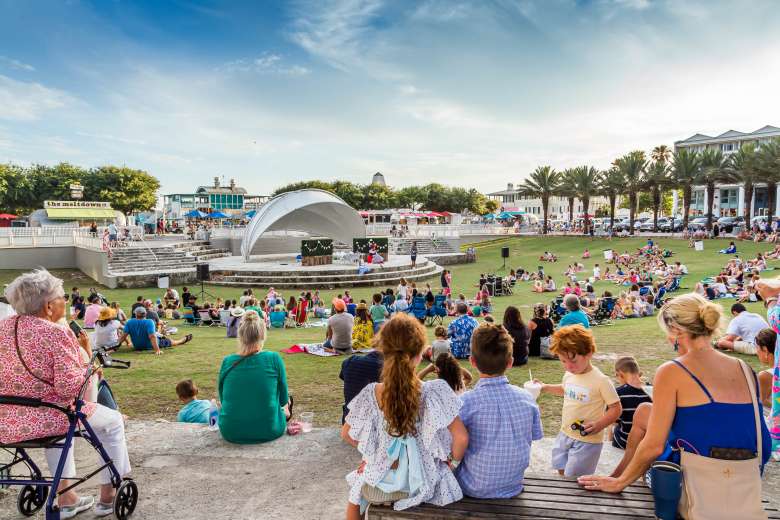 30a seaside concerts out on the lawn